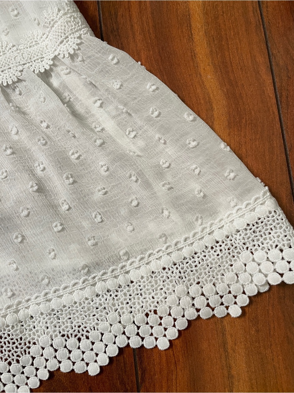 Lulu's “dreaming of you” Swiss Dot Midi Dress. * no underslip - Picture 5 of 8